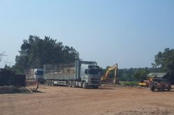 Trạm cân thu mua keo tràm 'lậu' lộng hành ở miền Trung
