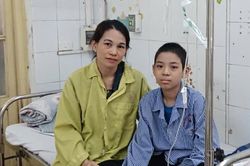 Thiếu niên 15 tuổi ung thư giai đoạn cuối: 'Nếu con chết, mẹ hiến tạng cứu người nhé'