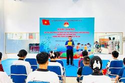 Khai giảng các lớp thể thao miễn phí cho trẻ em có hoàn cảnh khó khăn