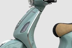 Lái xe máy điện giá 19,2 triệu đồng thiết kế sang trọng, đi 80km/lần sạc, cốp rộng, khóa thông minh, rẻ hơn Wave Alpha cực đáng tiền