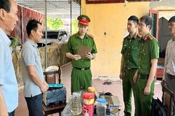 Dùng hóa đơn GTGT khống để trốn thuế, người đàn ông ở Ninh Bình bị khởi tố