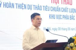 Xây dựng bộ tiêu chuẩn chất lượng bệnh viện nâng cao: Hướng tới người bệnh và tiệm cận chuẩn quốc tế