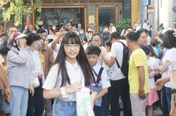 Sáng nay, TP.HCM mở cổng đăng ký khảo sát vào lớp 6