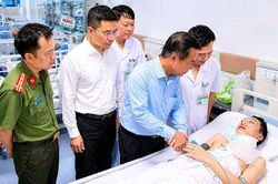 Một trung tá công an bị thương nặng khi vây bắt tội phạm ma túy