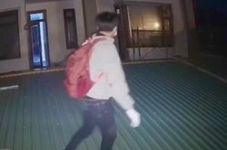 Camera ghi cảnh tên trộm đột nhập tiệm vàng lấy tài sản hơn 3 tỉ trong đêm