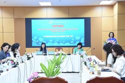 Hướng tới xây dựng người phụ nữ Việt Nam thời đại mới