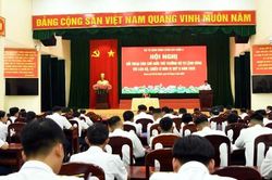 Thủ trưởng Bộ Tư lệnh Vùng Cảnh sát biển 3 đối thoại dân chủ với cán bộ, chiến sĩ