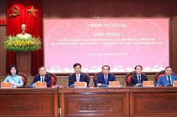 Hà Nội: Từ quản lý hành chính sang phục vụ người dân