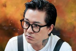 Tuấn Hưng thông báo 'nóng'