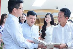 Hoa hậu Việt Nam giúp nữ sinh viết nên câu chuyện đẹp của tuổi trẻ