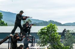 Tận thấy kỹ năng bắn súng, tác chiến tấn công khủng bố của những tân binh Công an nhân dân
