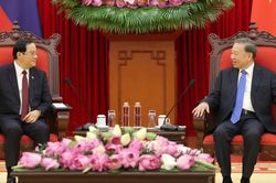 Việt Nam - Lào nỗ lực nâng kim ngạch thương mại hai chiều đạt 10 tỷ USD