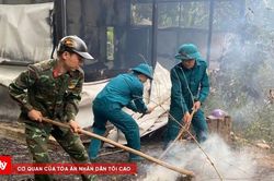 Hỗ trợ gia đình hộ nghèo sau vụ hỏa hoạn