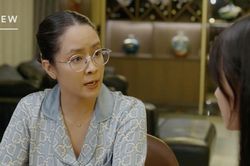 'Phía bên kia thành phố' tập 8: Mẹ tiến sĩ thất vọng vì điểm 8 của con gái