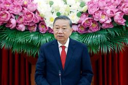 Tổng Bí thư, Chủ tịch nước: Nếu lý luận không đủ sức soi đường sẽ bị động trước những biến đổi lớn