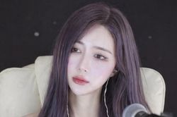 Nữ ca sĩ qua đời đột ngột ở tuổi 28