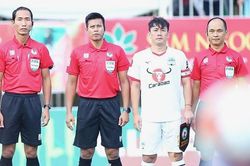 Trọng tài ngoại thổi trận play-off có đội của HLV Park Hang Seo