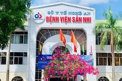 Bệnh viện l&ecirc;n tiếng về quy tr&igrave;nh điều trị cho bệnh nhi nuốt nam ch&acirc;m g&acirc;y x&ocirc;n xao
