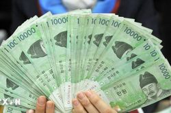 Thu nhập bình quân của Hàn Quốc chưa vượt mốc 40.000 USD trong 12 năm liên tiếp