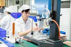 Phát triển hệ sinh thái thiết bị bay không người lái gắn với nhu cầu thực tiễn