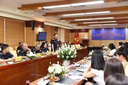 Hải quan đẩy mạnh chuyển đổi số, tạo thuận lợi cho doanh nghiệp