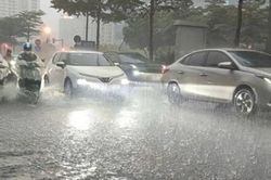 Dự báo thời tiết 9/6: Không khí lạnh hiếm gặp tràn về miền Bắc giữa tháng 6, có gì bất thường?