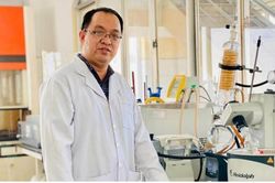 Từ giáo sư Dược học Việt Nam đến biên tập viên xuất sắc của nhà xuất bản nổi tiếng toàn cầu