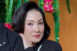 Hồng Đào hẹn hò vui vẻ bên người thương