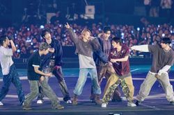 Trước thềm concert BTS, cảnh sát Busan mạnh tay trấn áp nạn phe vé và 'chặt chém' du khách