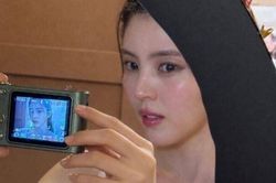 Han So Hee khoe nhan sắc đời thường, nụ cười 'gây thương nhớ' khiến mạng xã hội bùng nổ