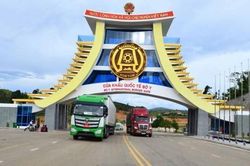Quy định mới nhất về quá cảnh hàng hóa của Lào qua Việt Nam