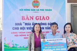 Tiếp sức để người ngh&egrave;o vươn l&ecirc;n
