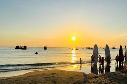 Giấc mơ từ chân sóng