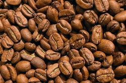 Cà phê giảm giá nhẹ, lùi về mốc 84.500 đồng/kg