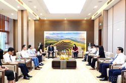 UBND tỉnh Lào Cai làm việc với Quỹ Phát triển Hạnh phúc khu vực (FAD)