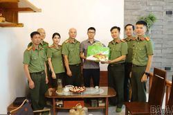 Công an tỉnh Lào Cai thăm hỏi, động viên cán bộ bị thương khi làm nhiệm vụ