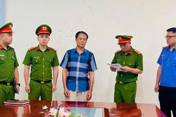 Khởi tố, bắt tạm giam 3 nguyên cán bộ thuế tỉnh Lào Cai về tội 'Lợi dụng chức vụ, quyền hạn trong khi thi hành công vụ'