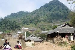 Khát cháy miền đá Hang Kia