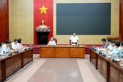 Phát triển nguồn nhân lực, nâng cao chất lượng khám, chữa bệnh trong giai đoạn mới