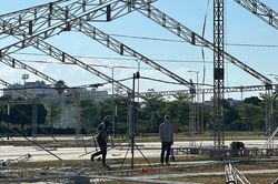 Nhọc nhằn mưu sinh mùa nắng nóng