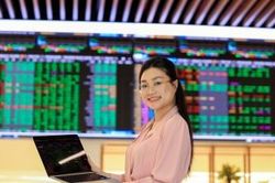 Chứng khoán ngày 9/6: VN-Index phục hồi kỹ thuật, tín hiệu đảo chiều chưa rõ nét