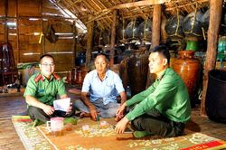 Nhịp cầu bình yên giữa đại ngàn