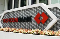 Lãi trước thuế quý I/2026 tăng mạnh, Techcombank (TCB) huy động hàng ngàn tỷ đồng qua trái phiếu