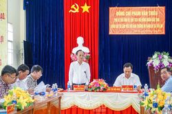 Xây dựng chính quyền cơ sở sát dân, vì dân