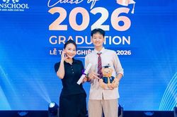 Dân tình thi nhau 'xin vía' Bảo Thanh: Quý tử 15 tuổi đã cao 1m75, visual chuẩn soái ca