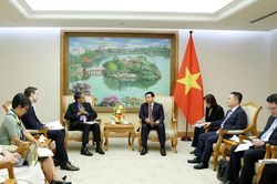 Không đánh đổi ổn định vĩ mô lấy tăng trưởng ngắn hạn