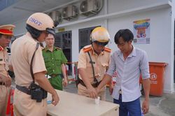 TPHCM: Nhiều tài xế xe buýt được yêu cầu kiểm tra ma túy