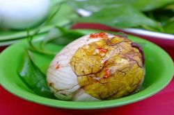 7 nhóm người cần thận trọng khi ăn trứng vịt lộn