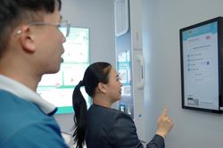 TP Hồ Chí Minh: Khi chuyển đổi số gõ cửa từng nhà