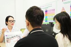 Mang gen Thalassemia, cặp vợ chồng đón con khỏe mạnh sau 7 năm mong chờ